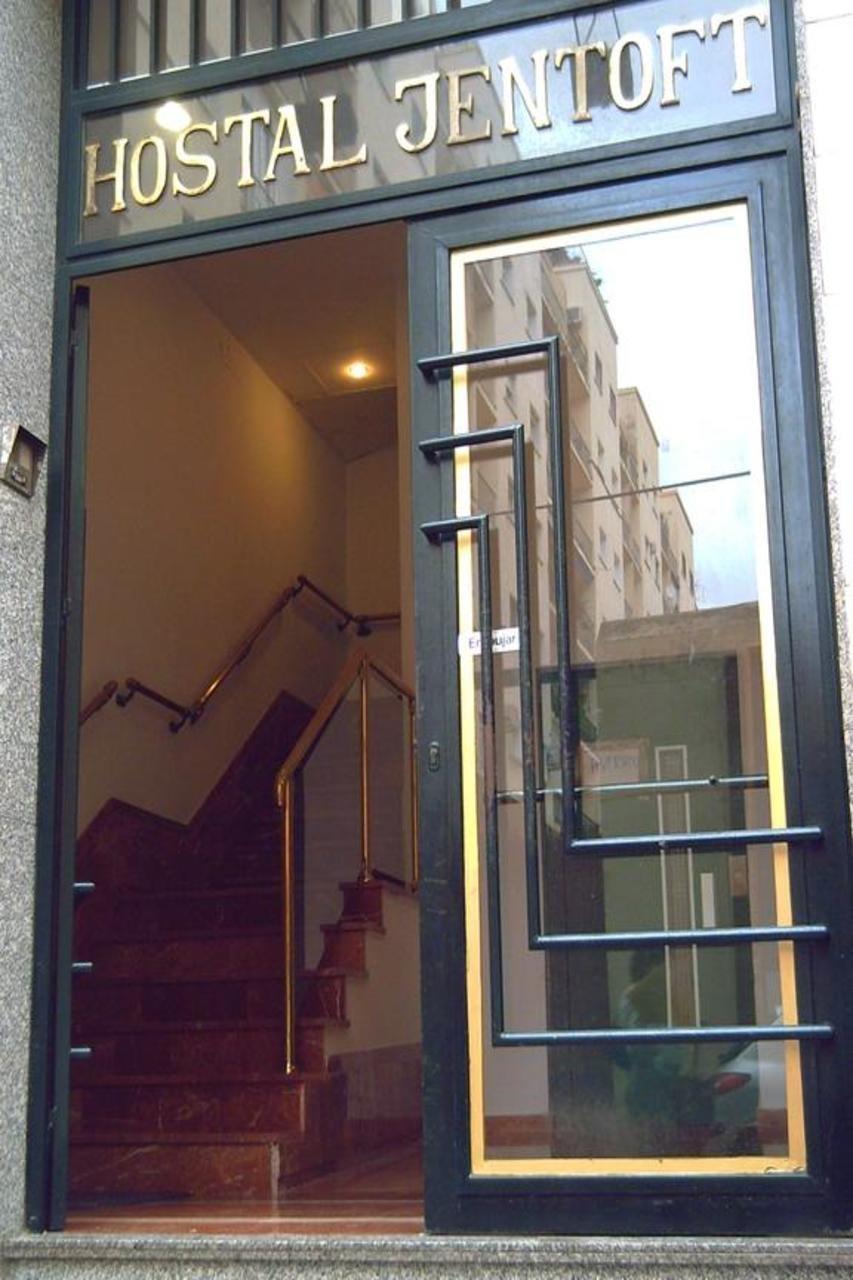 Hostal Jentoft Seville Luaran gambar