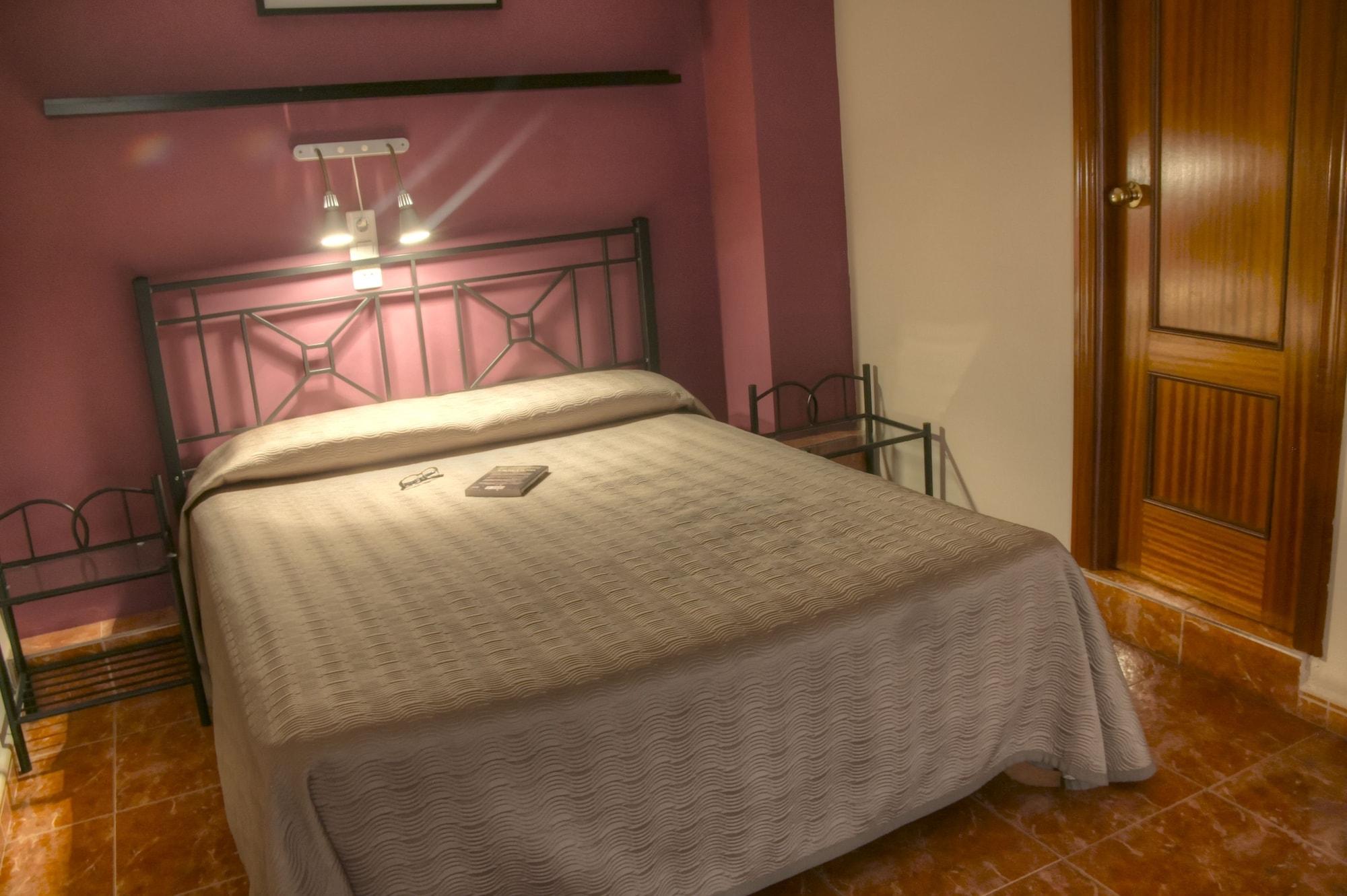 Hostal Jentoft Seville Luaran gambar