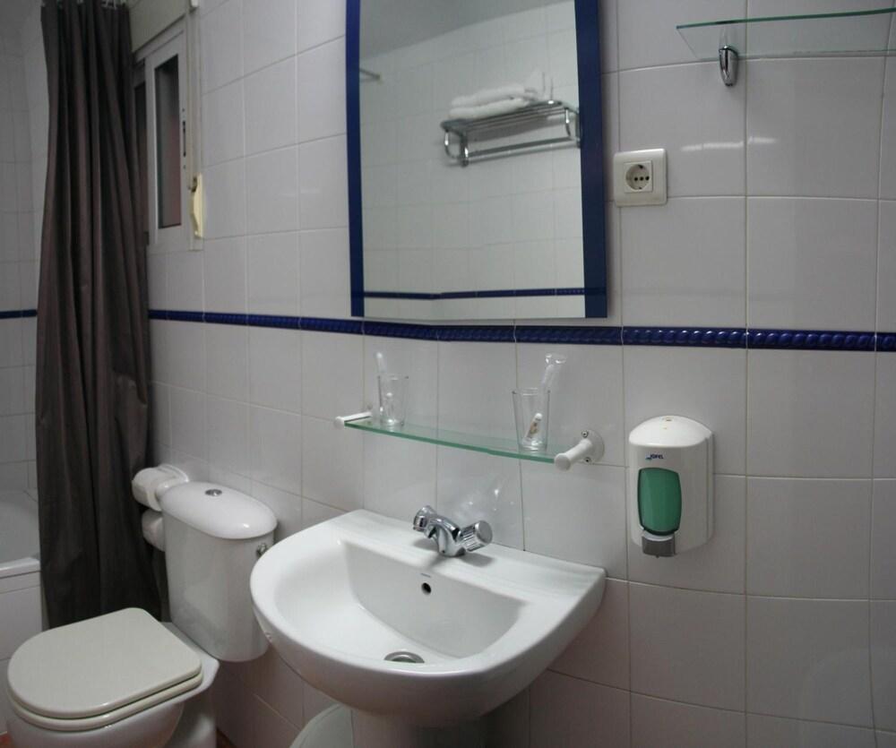 Hostal Jentoft Seville Luaran gambar