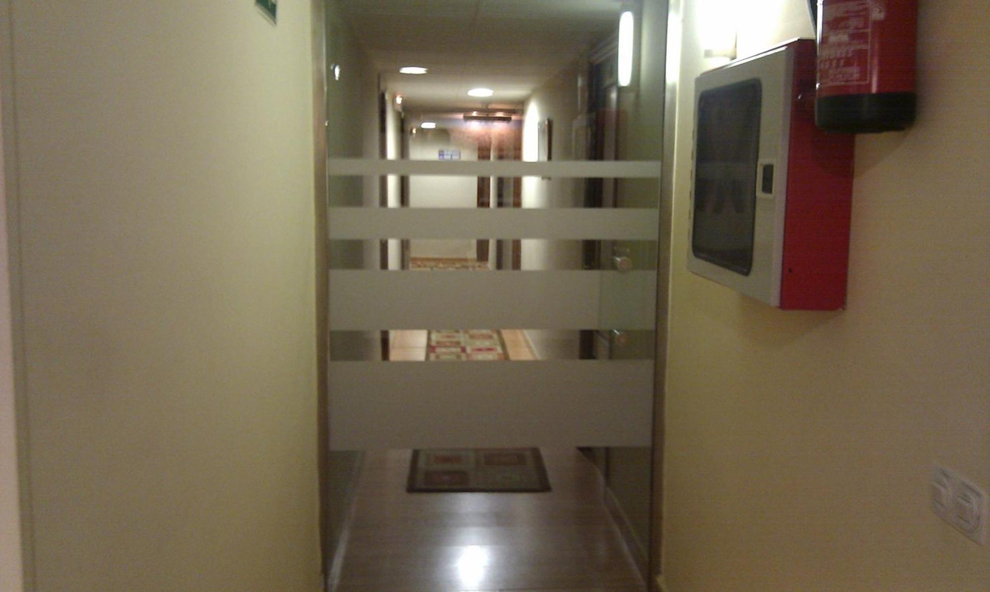 Hostal Jentoft Seville Luaran gambar