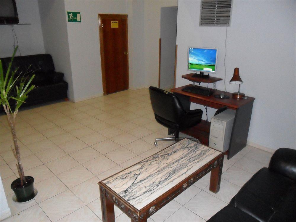 Hostal Jentoft Seville Luaran gambar