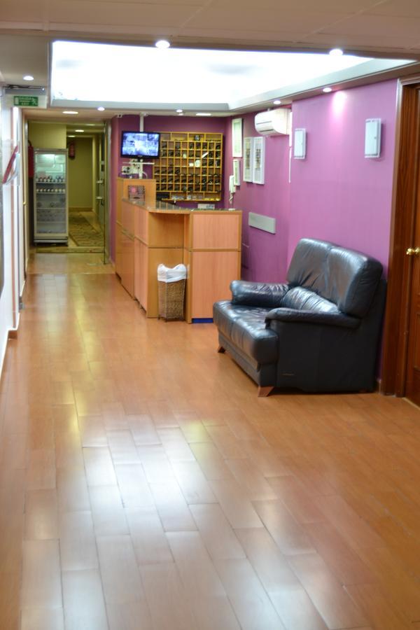 Hostal Jentoft Seville Luaran gambar