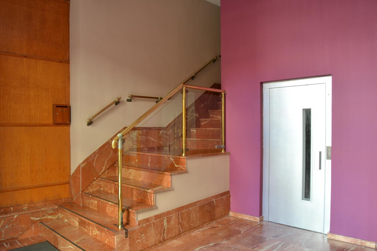 Hostal Jentoft Seville Luaran gambar