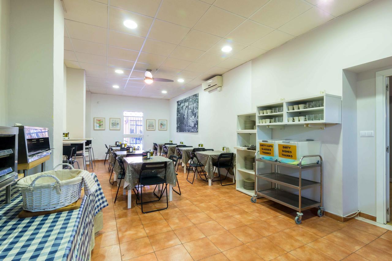 Hostal Jentoft Seville Luaran gambar