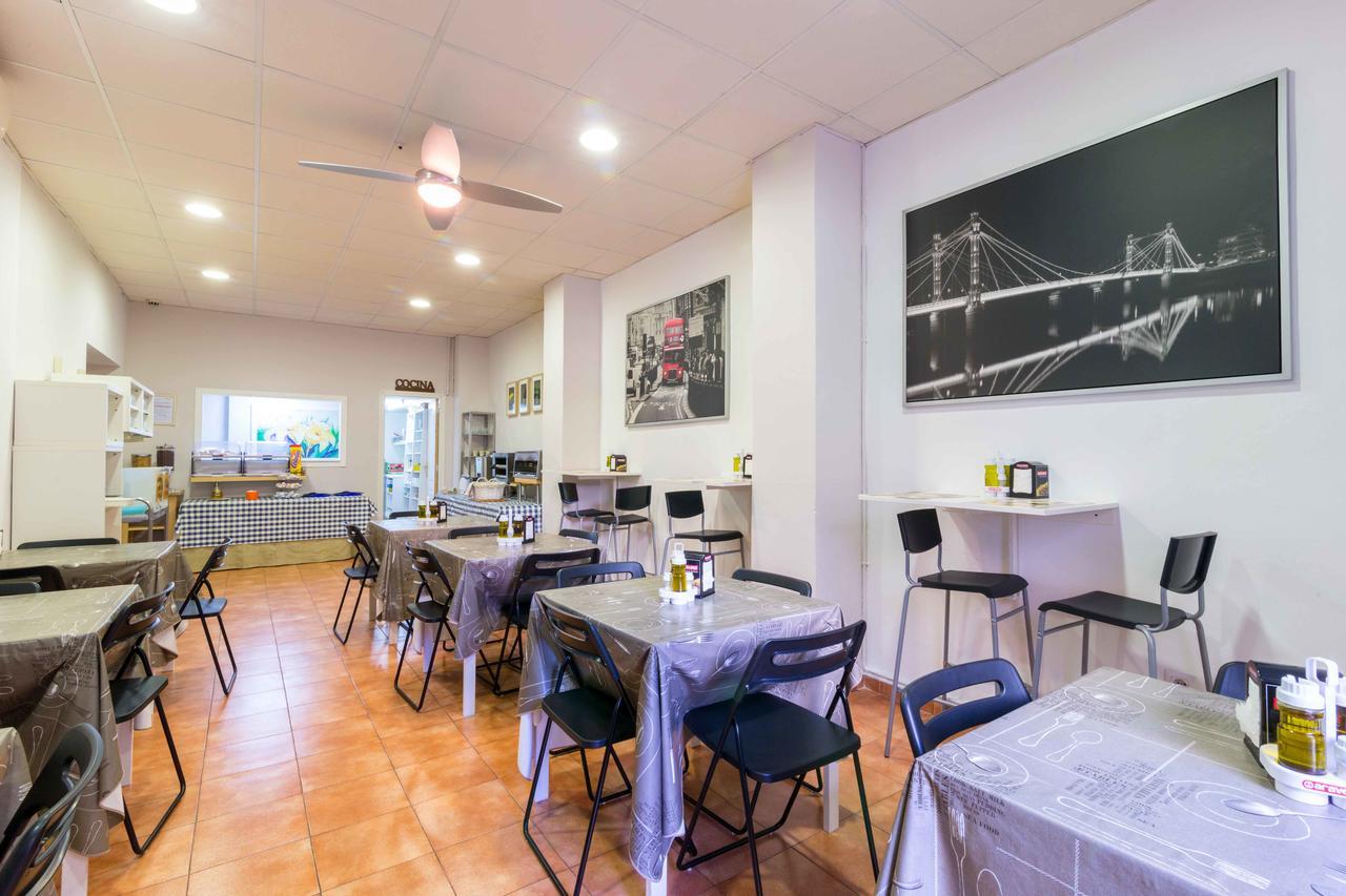 Hostal Jentoft Seville Luaran gambar