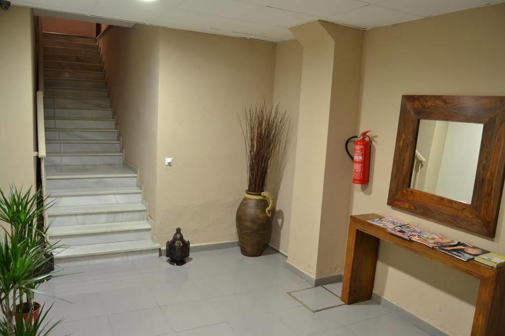 Hostal Jentoft Seville Luaran gambar